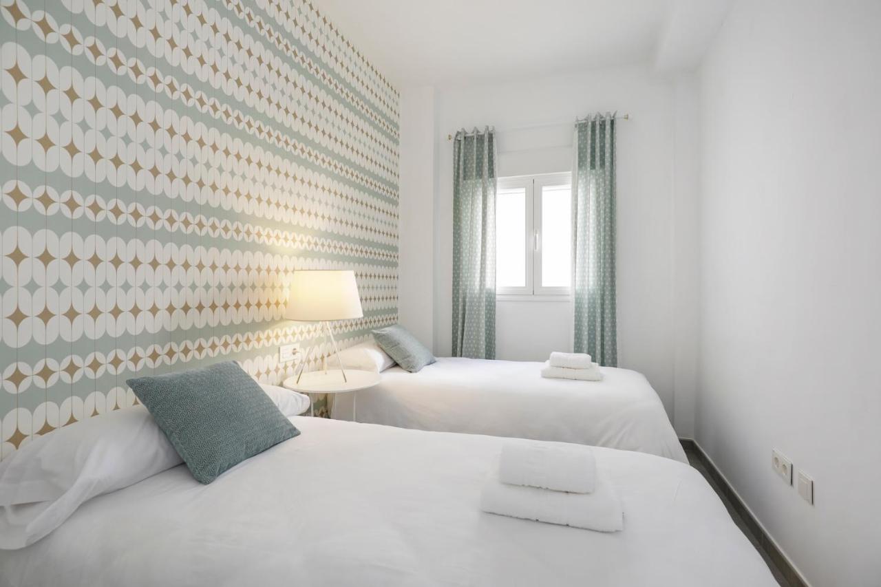 Hi Room - Smart Apartments - He 2 Гранада Экстерьер фото